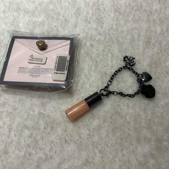 COPY - Juicy Couture Mini Lip Gloss Bracelet - Picture 3 of 6